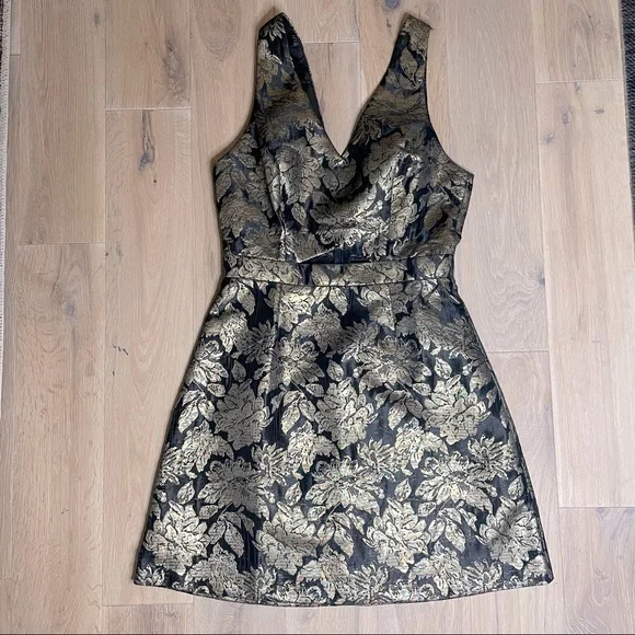 black gold brocade dress Beatrice Puffed-Sleeve Linen Mini Dress main image 0